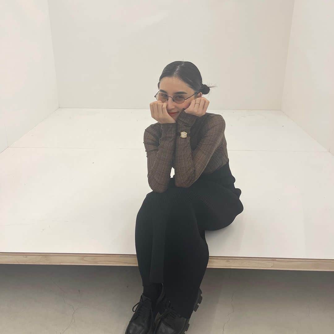 ラブリのインスタグラム：「ʕ•̫͡•ʕ•̫͡•ʔ•̫͡•ʔ•̫͡•❤️‍🔥mamita POPUPもあと2日となりました。お越しいただきどうもありがとう。久しぶりに会えたり初めて会えた方もいて、日頃よりも人と話すことが増えた数日間、終始どきどきしていました。  また会えたら嬉しいです、 最終日は24日で11時から18時まで。お時間合えばね🍃  ▪︎ 東急プラザ原宿表参道　@locul_omohara 5階」