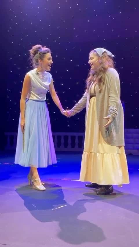 ローラ・オスのインスタグラム：「Impossibilities become possible today at @tennesseepac! It has been a joy and honor getting to know, play, and work with these incredible @backlightproductions artists, including Tiffany Adams, our transformation Ella. She memorized her lines long before I did and has been so present, professional, and dedicated from day one! A few years ago, crippling anxiety would have prevented her from ever getting on stage… and today, she is the literal star. So excited to support these performers, getting a front row seat to the inspiring breakthroughs happening every moment. Congrats to director & founder @melshire, who’s heart is pure gold and who’s brilliant mind organized over 100 artists & volunteers to miraculously put on this show. Break a slipper today, friends!!」