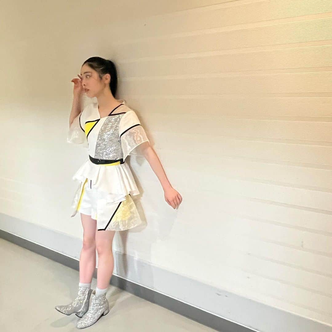 風見和香さんのインスタグラム写真 - (風見和香Instagram)「🪩 . オケラディスコ2023 ありがとうございました  もし来年もできたらEBINOMICSやりたい！、、🧸𖤐 ´-  #私立恵比寿中学 #エビ中 #風見和香 #ののかまる #オケラディスコ2023 #🕺」10月22日 22時10分 - nonoka_kazami_official