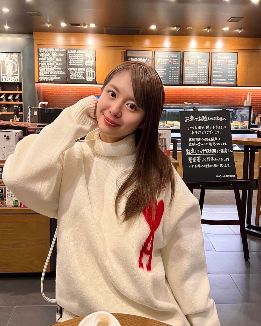 綾瀬りえのインスタグラム：「このお洋服可愛くない？🫶(@amiparis ) Mなんだけどオーバーサイズなの❤️」