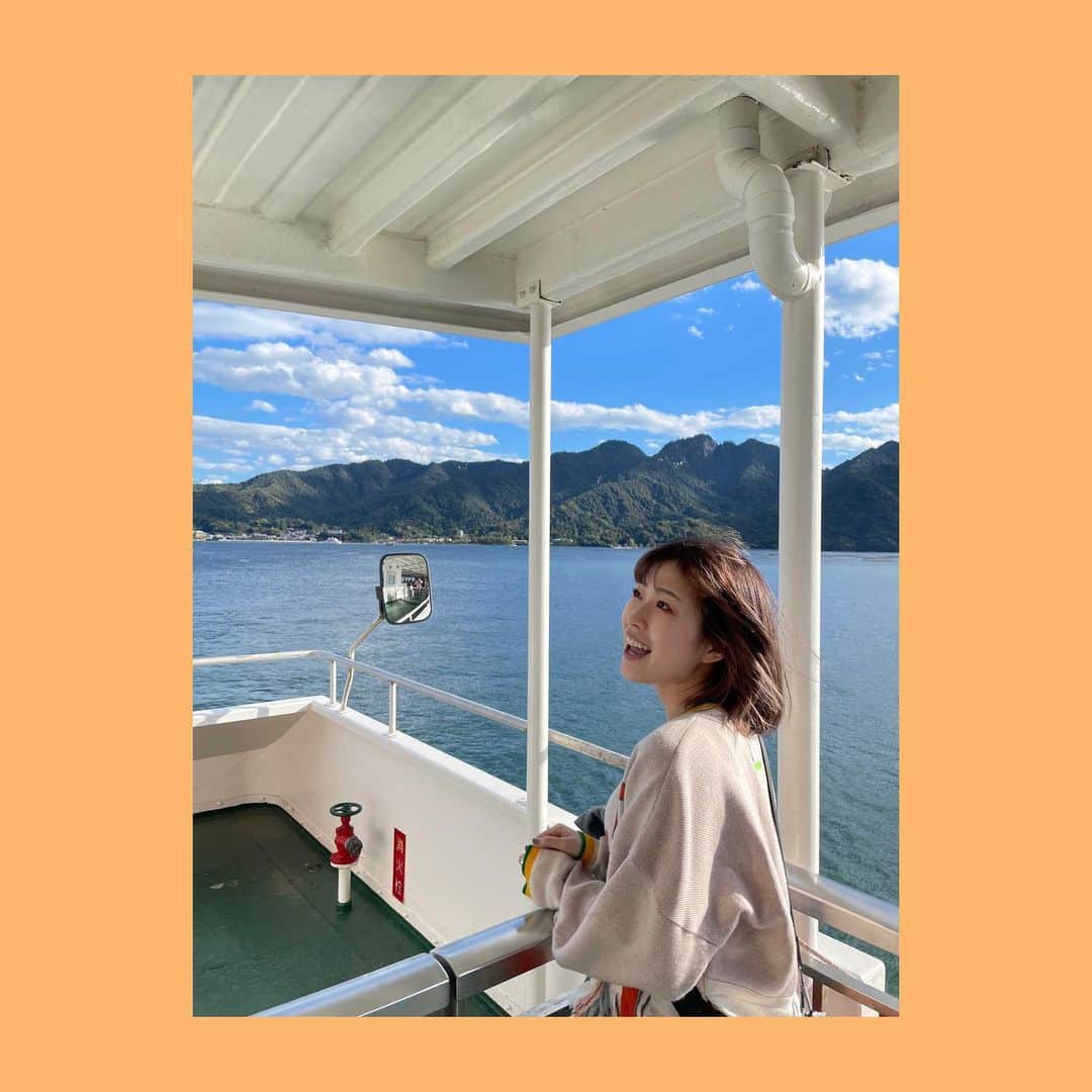 青山吉能さんのインスタグラム写真 - (青山吉能Instagram)「#1022 ⛩️🌊 ・ ・ 宮島旅👯‍♀️🚗🦪🧀🍁🧀🥓🍤🐟🍶 ・ ・ ・ #鹿との2ショット #天気予報のガキになっちゃった #不覚🤦‍♀️」10月22日 22時21分 - yopipinsta555