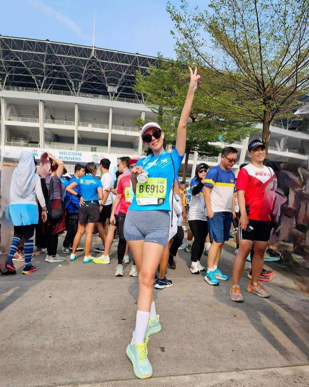 ユニ・エキアのインスタグラム：「Jakarta Marathon 2023 🏅10k @jakartamarathon  @hoka_indonesia  @le_mineraleid  @pocarisportid」