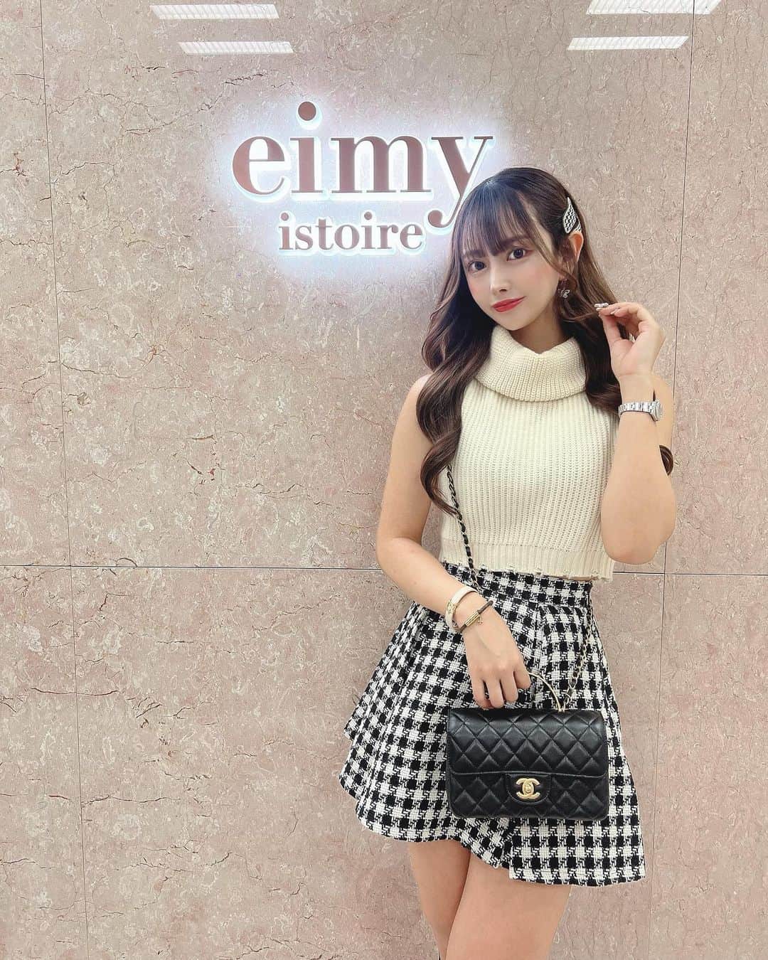 のインスタグラム：「. . @eimyistoire_official の展示会🩷 冬のコート2着とセットアップオーダーしてきた🥹💞💞 . . . 届くの楽しみすぎるぅ🐈🩷🤍 . . .」