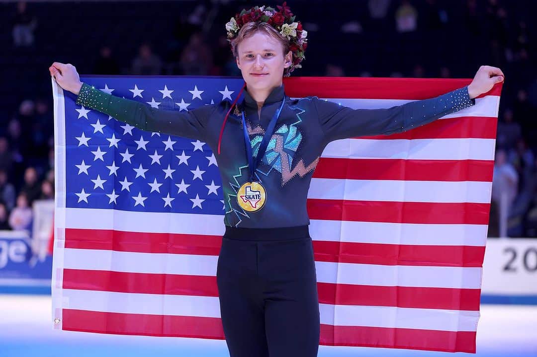 イリア・マリニンのインスタグラム：「📝 Ilia Malinin (USA) breaks 300-Point barrier for runaway victory at Skate America   Read the review now 👉 #LinkInBio   #FigureSkating #GPFigure」