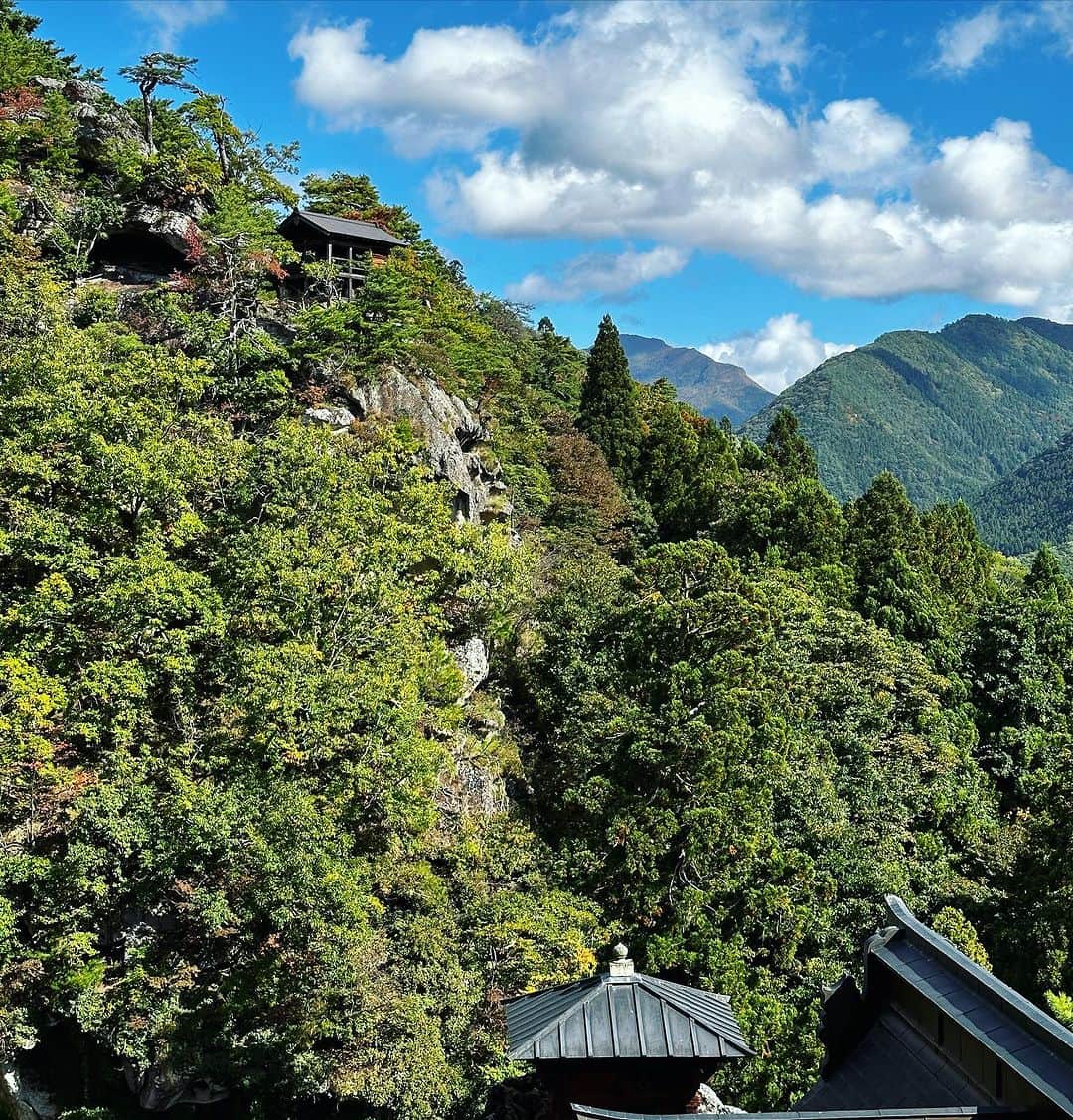 マッコイ斉藤のインスタグラム：「地元山形県にずーっといる形！ #山寺立石寺」