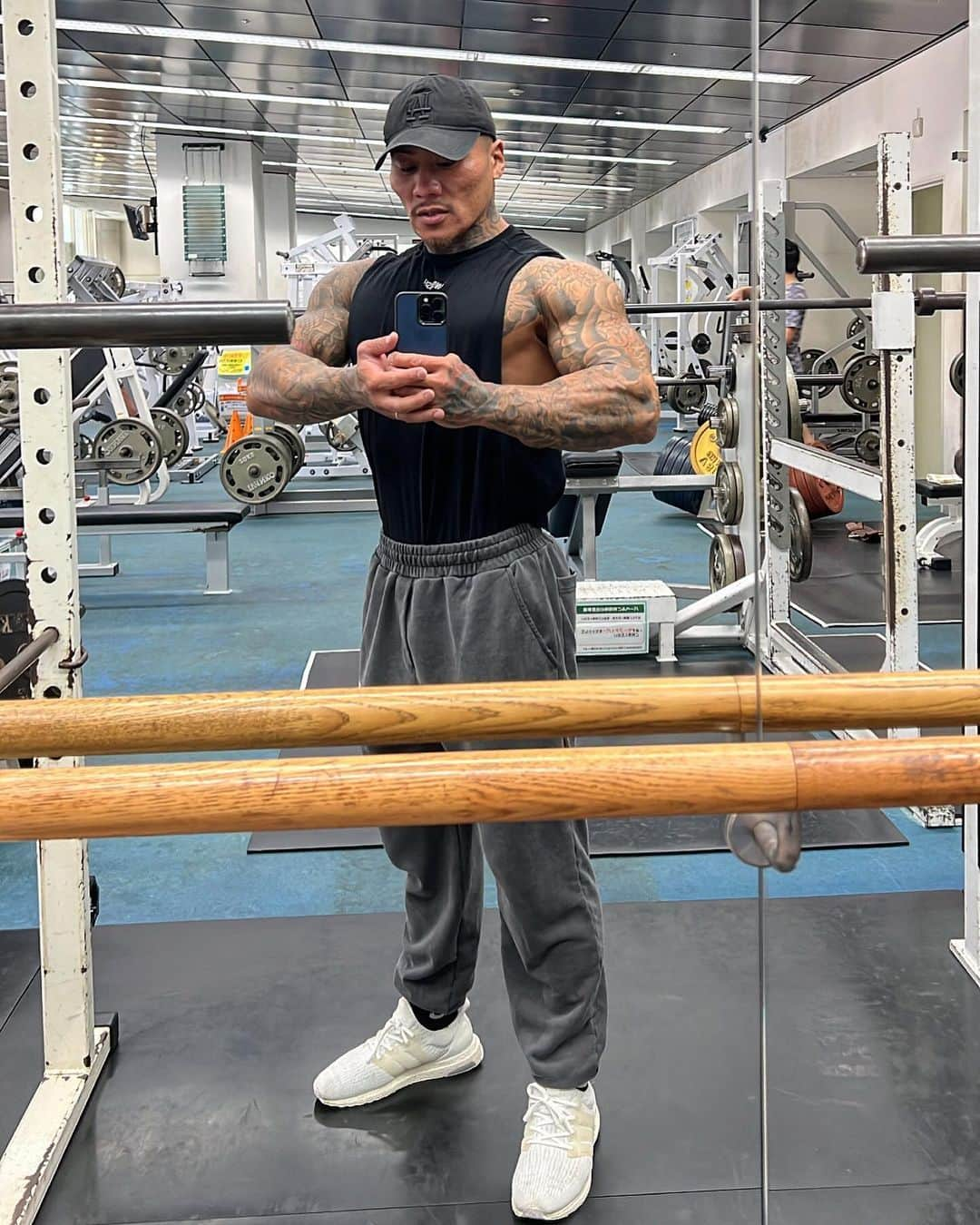 中村直輝のインスタグラム：「#training#fitness#workout#physique#bodybuilding#tattoo#japanesetattoo#bulk#flex#gym#gymmotivation   東京に向けて🔥🔥🔥」