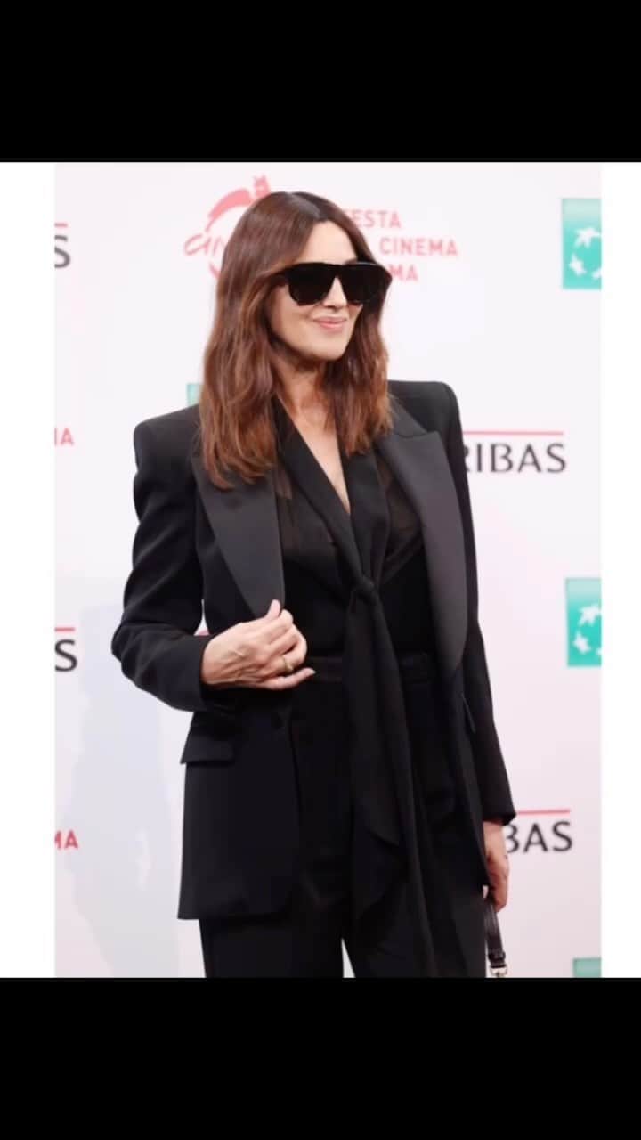 モニカ・ベルッチのインスタグラム：「❤️In Rome at The Film Festival @romacinemafest for the film « Maria Callas Letters and Memoirs » by @tomvolf and @yannis_dimolitsas   Red Carpet with @timburton   Dressed by @ysl  @anthonyvaccarello  Jewellery @cartier  Stylist @barbarabaumel  Hair @johnnollet  Mua @letiziacarnevale  Image Agent @karinmodels_official   #monicabellucci#timburton #filmfestival#rome#maríacallas#lettersandmemoirs#film#director#tomvolf#yannisdimolitsas#outfit#ysl#anthonyvaccarello#jewelry#cartier#imageagent#karinmodels」
