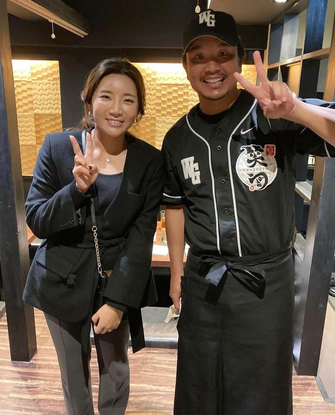 大西宏明さんのインスタグラム写真 - (大西宏明Instagram)「#現役引退  ボミちゃん✨✨✨ @bomee.lee  #イボミ ⛳️  日本のゴルフ界を盛り上げて頂き有難うございました🤩  現役生活お疲れ様でした👏👏👏  また日本に大阪に来られる事あればお待ちしてます🤩  #写真 #時差写真 #プロゴルファー #ボミちゃん #スマイルキャンディー #ノブタグループ  #nobutagroupマスターズgcレディース  #ゴルフ #ゴルフ女子  #ゴルフ好きな人と繋がりたい  #焼肉 #笑ぎゅう #大阪グルメ #心斎橋グルメ  #お肉好きな人と繋がりたい  #焼肉好きな人と繋がりたい  #野球好きな人と繋がりたい  #smile #ほなっ！！」10月22日 16時34分 - ohnishi_hiroaki_0428