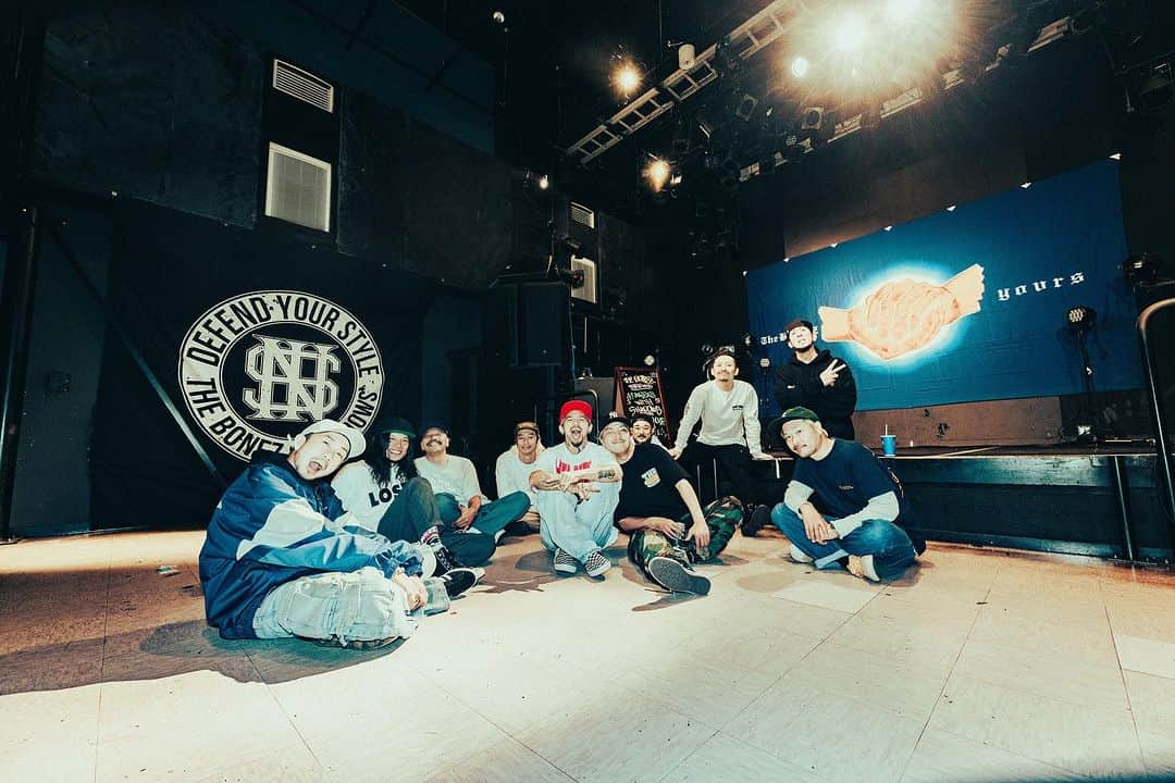 SHADOWSさんのインスタグラム写真 - (SHADOWSInstagram)「The BONEZ 10th Anniversary Tour  “47 AREAS”水戸LIGHT HOUSEありがとうございました！  来週10/28はFOMARE presents SLAM CIRCUIT2023渋谷www！  📸@nekoze_photo」10月22日 22時36分 - shadows_japan
