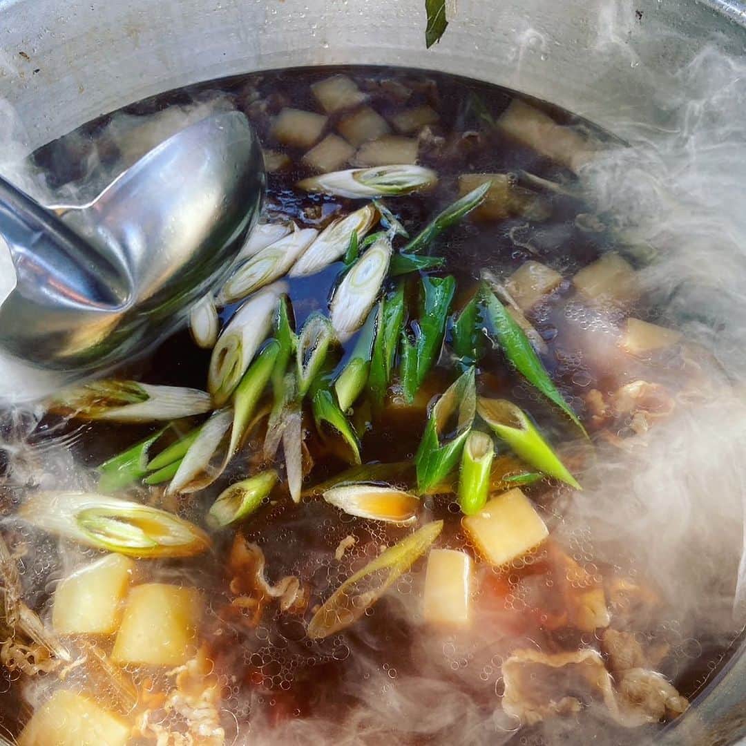 マッコイ斉藤のインスタグラム：「山形名物芋煮鍋」
