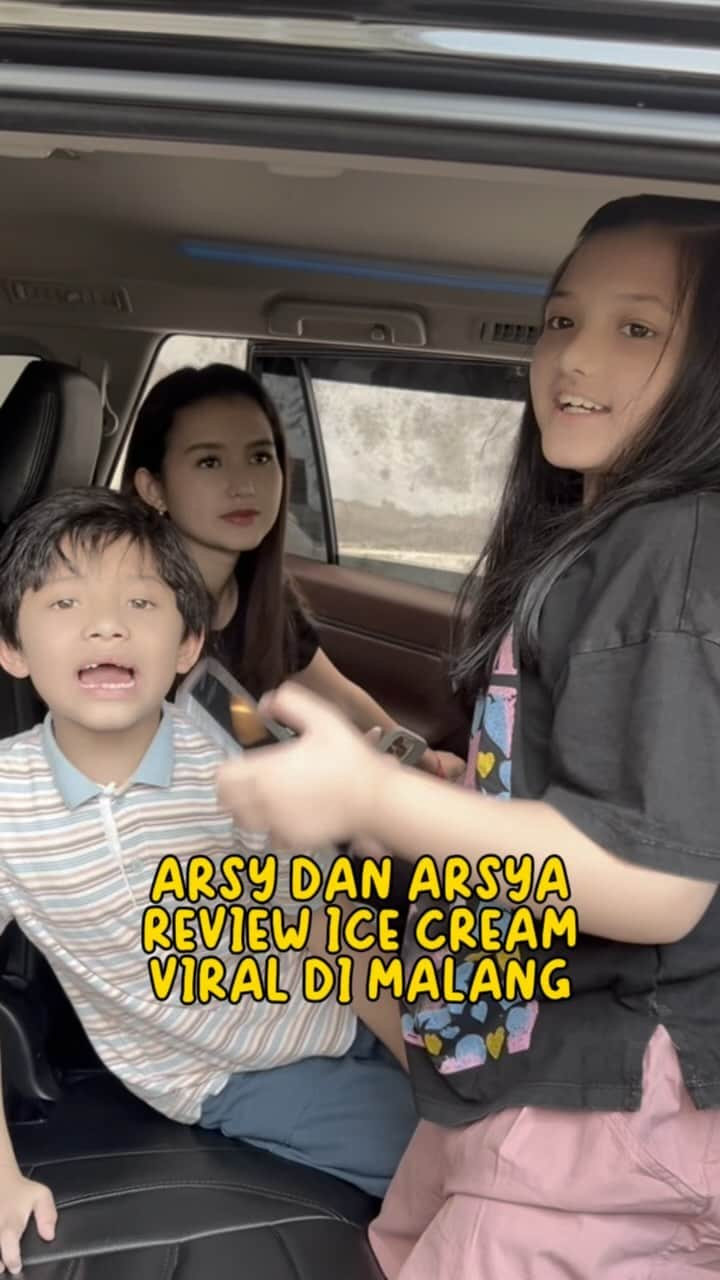 Keluarga A5のインスタグラム：「Jajan ice cream viral di Malang😍」