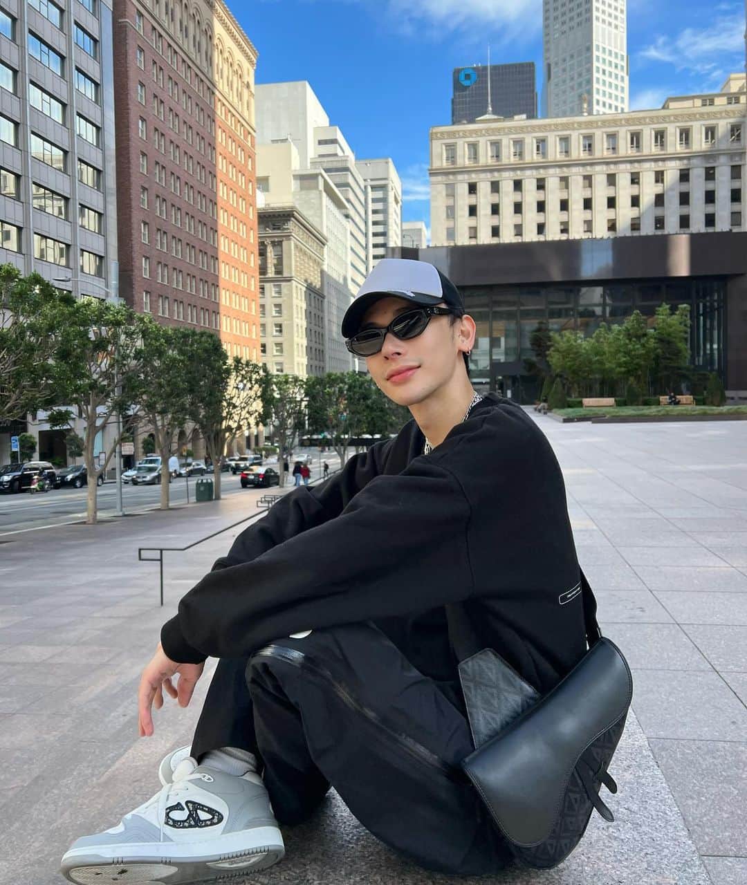 よしあきのインスタグラム：「サンフランシスコと言えばシャンチーとかフルハウス思い出すんだけど他なに思い出す？😂」