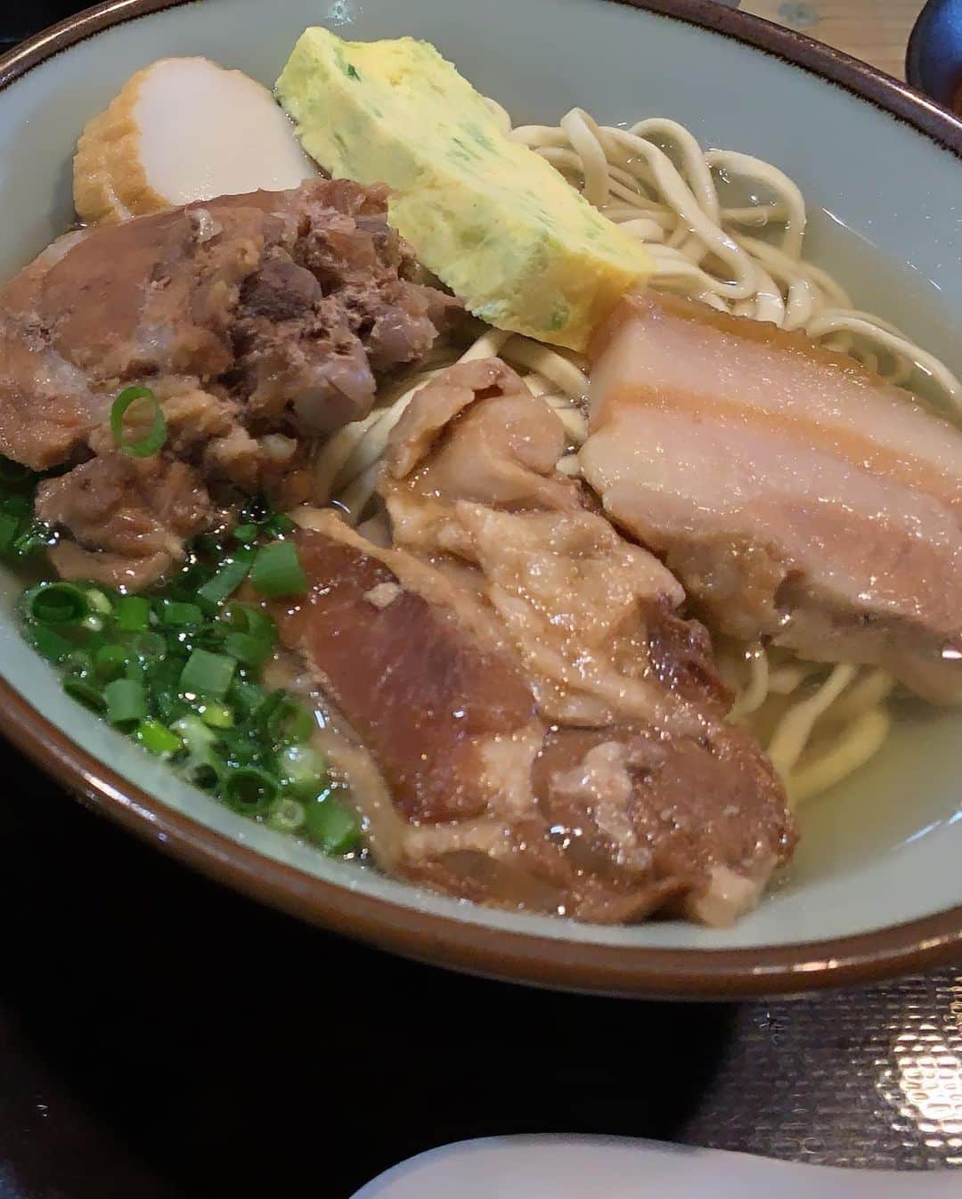 眉村ちあきさんのインスタグラム写真 - (眉村ちあきInstagram)「海入ったら沖縄そば🍜」10月22日 17時51分 - chichiyan1207
