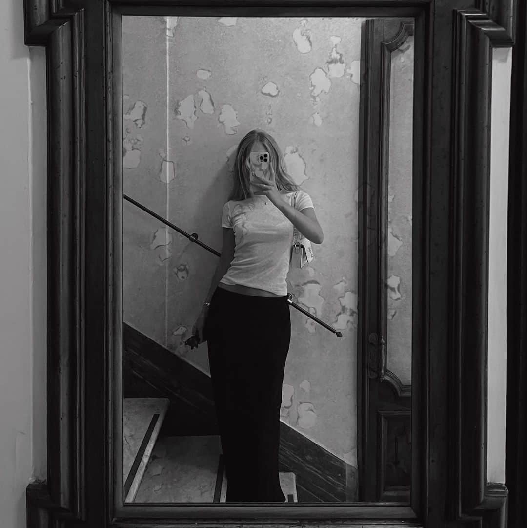 Carin Olssonのインスタグラム：「Weekend wear」
