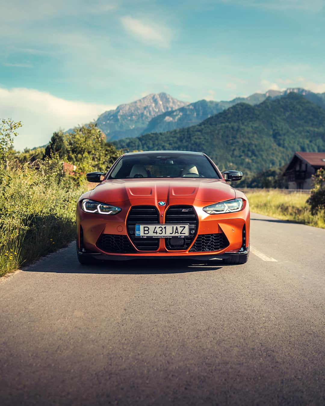 BMWさんのインスタグラム写真 - (BMWInstagram)「The destination < The journey 👌 #BMWRepost 📸 @rassva @bmwromania  #THEM4 #BMWM #BMW __ BMW M4 Competition M xDrive Coupé: Combined fuel consumption: 10.1–10.0 l/100 km. Combined CO2 emissions: 230–227 g/km. All data according to WLTP. Further info: www.bmw.com/disclaimer」10月22日 17時48分 - bmw