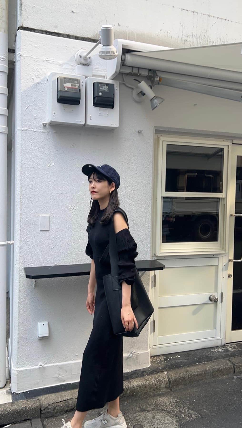 諭吉のインスタグラム：「カジュアルに着ても 綺麗めに着ても可愛いワンピース🍁 #ykth_code  @abitokyo_collection」