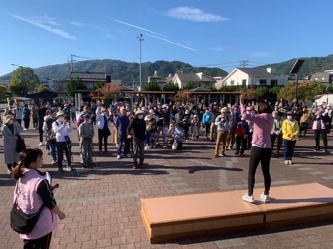 のインスタグラム：「府中市ふれあいウォーキング☀️  皆さんとふれあいながらのウォーキング、とっても楽しかったです😊 ありがとうございました！  #府中市 #ウォーキング大会」