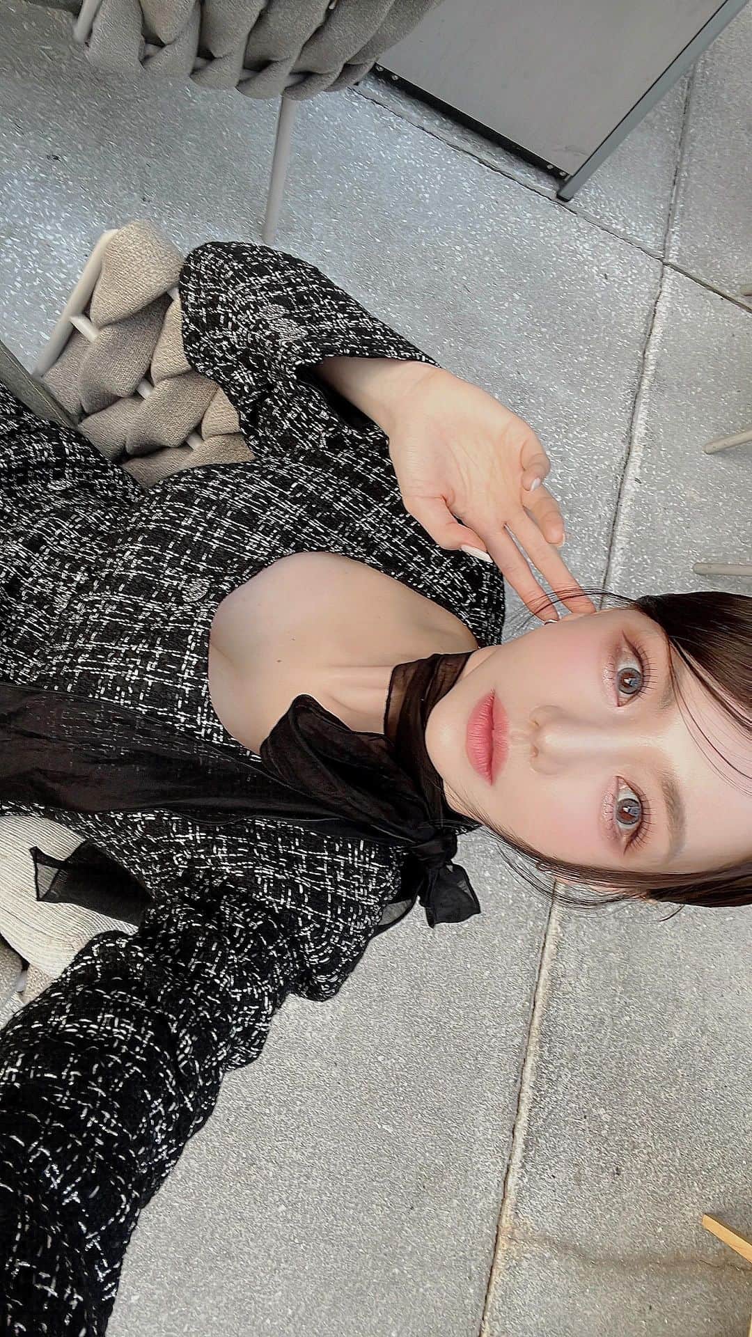 ソアのインスタグラム：「셀카는 어려웡」