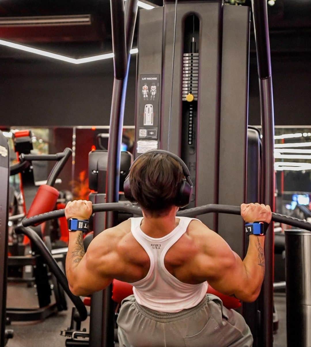 真子心太朗さんのインスタグラム写真 - (真子心太朗Instagram)「背中の日🐢 緑も多かった日🟢 ・ ・ ・ ・ ・ #backday #motivation #fitness  #workout #bodybuilding #gym」10月22日 18時54分 - shintaro_manago105