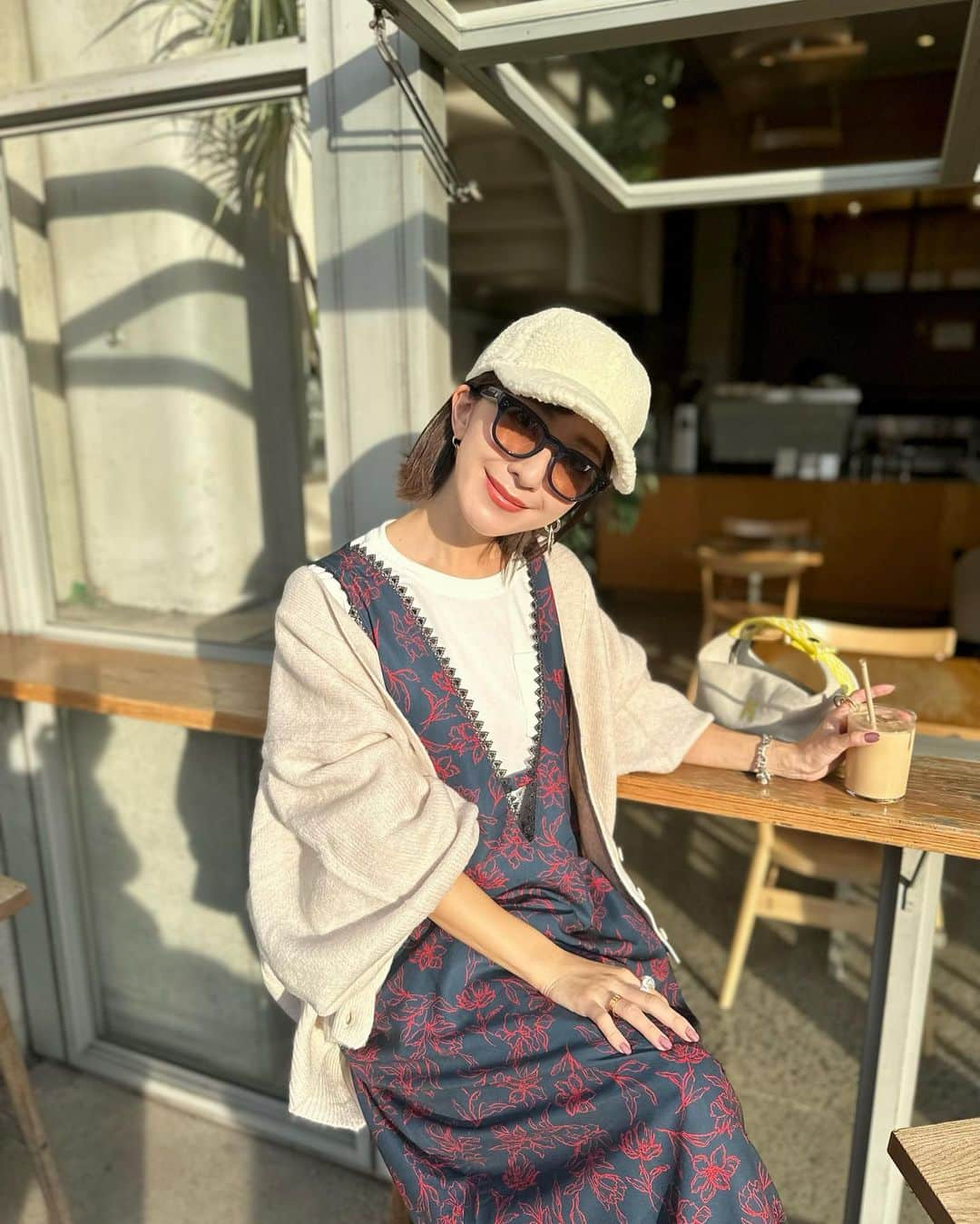 水野佐彩さんのインスタグラム写真 - (水野佐彩Instagram)「・ Liveで好評だったコーデ😉❤️  👗 @muel_chic  🧶 @bonjoursagan   #PR #おちびコーデ #おちびの輪 #低身長コーデ #Sサイズコーデ #ママコーデ #ママライフ #2020年ベビー #女の子ママ #女の子ベビー #ブルベ夏 #ブルベ #ブルベサマー #ブライトサマー #ブライトスプリング #ソフトクラシック #ウェーブ #骨格診断ウェーブ​​ #bonjoursagan #ボンサガ #bs_style」10月22日 19時28分 - saaya_mizuno