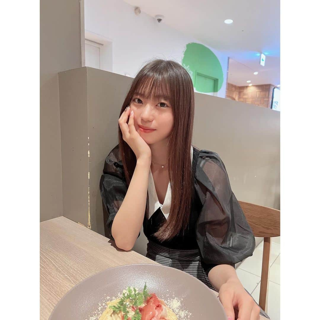 栗山梨奈さんのインスタグラム写真 - (栗山梨奈Instagram)「生ハムと牡蠣のクリームパスタでした🍽️   #福岡#天神#ランチ#カフェ#ソラリアプラザ#フェリーチェバジル#bkcafe#パスタ#pasta」10月22日 19時33分 - krn_hkt48