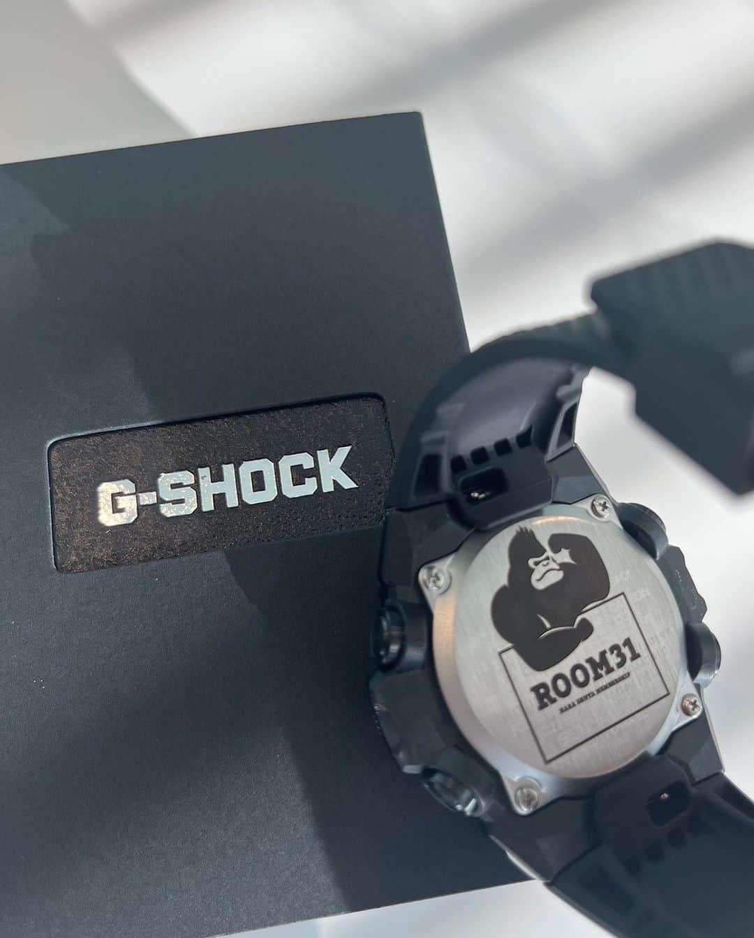 原修太さんのインスタグラム写真 - (原修太Instagram)「G-SHOCK × ROOM31  目立たないところだけどロゴ入れてもらいました😊  #g_shock #pr」10月22日 19時41分 - shutahara31