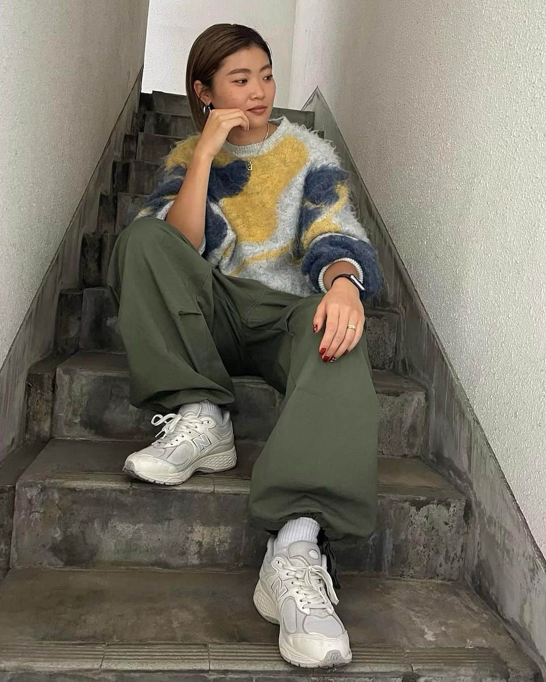 Ungrid staff snapさんのインスタグラム写真 - (Ungrid staff snapInstagram)「今人気のニュアンス柄ニット🧶  #シャギージャカードニット ブルー/ブラウン ¥13,200(tax in)  ダブルジャカード編みで起毛をかけることで柄がふわっと出て、他配色のニットでも着やすいのが嬉しい☺️ 一枚でも様になるニットです。  欲しいと思ったらお気に入り登録を♡  ーーーーーーーーーーーーーーーーーーーーーーーーーーーー ☑︎商品詳細は製品タグ or TOPページURLよりチェック   » @Ungrid_staffsnap  #Ungrid #ungrid_official #ungriddenim #ungridコーデ #アングリッド #カジュアル #カジュアルコーデ #カジュアルスタイル #シンプル #シンプルコーデ #シンプルスタイル #ニット #シャギー #ジャカード #シャギーニット #ニュアンス柄 #ニュアンス #古着風 #used風 #骨格 #骨格ウェーブ #骨格ストレート #骨格ナチュラル #低身長 #高身長 #イエベ #ブルベ #秋 #冬」10月22日 20時10分 - ungrid_staffsnap