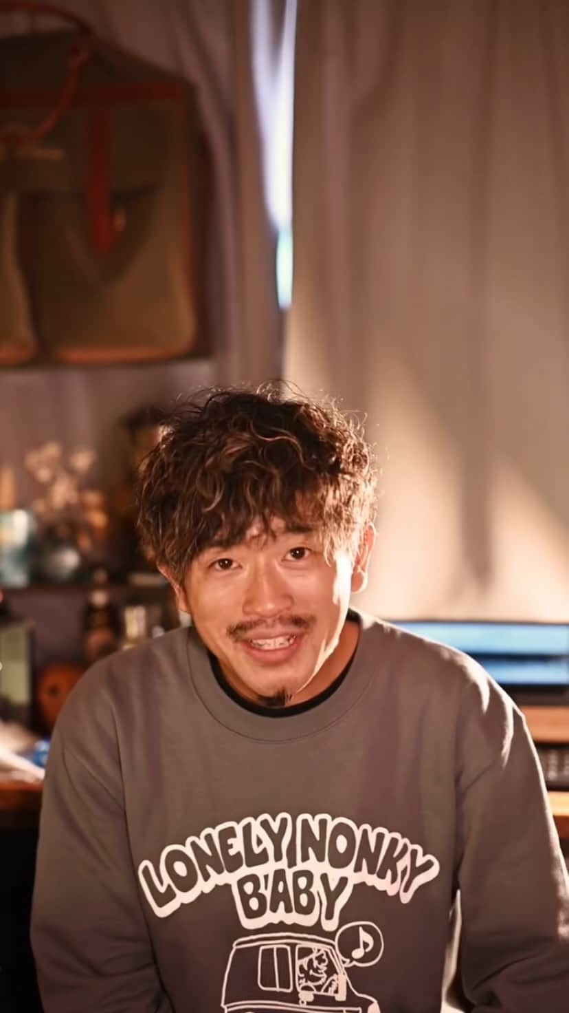 Emilyのインスタグラム：「なおポップ！！！  応援動画の画質がものすごく良くて涙が出るよ。っていう冗談はさておき、本当に優しい言葉がいつも嬉しいね。  今日の #ハピホリ2023  で見た景色は最高だったね。君が作った温かい環境を自分たちで、恵比寿LIQUIDROOMで作ってみせる。  いつも背中を押してくれてありがとう！  チケットはストーリーから！」
