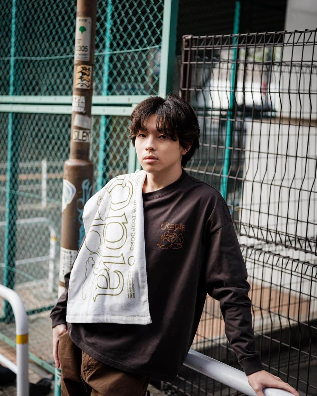 imaseさんのインスタグラム写真 - (imaseInstagram)「キービジュアルがかわいいタオル🐘ライブで振り回したら楽しいかも！？  Utopia TOWEL  Photo by @nakamuran0901  Hair Make @mukai_daisuke  #imase #Utopia」10月22日 20時17分 - imase11_9