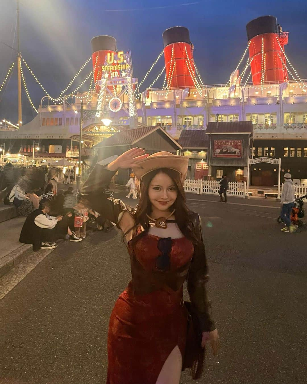 ＬＩＮＣＡさんのインスタグラム写真 - (ＬＩＮＣＡInstagram)「This is Disney Sea in Tokyo🎃🎃  (欲しかった帽子なかったので急遽のウッディー🤎)  #Disney #disneyparks #disneyworld #disneygram  #ディズニー #ディズニーシー　#ハロウィンディズニー #ディズニーコーデ　#トイストーリー #パイレーツ」10月22日 20時23分 - linstgram1217