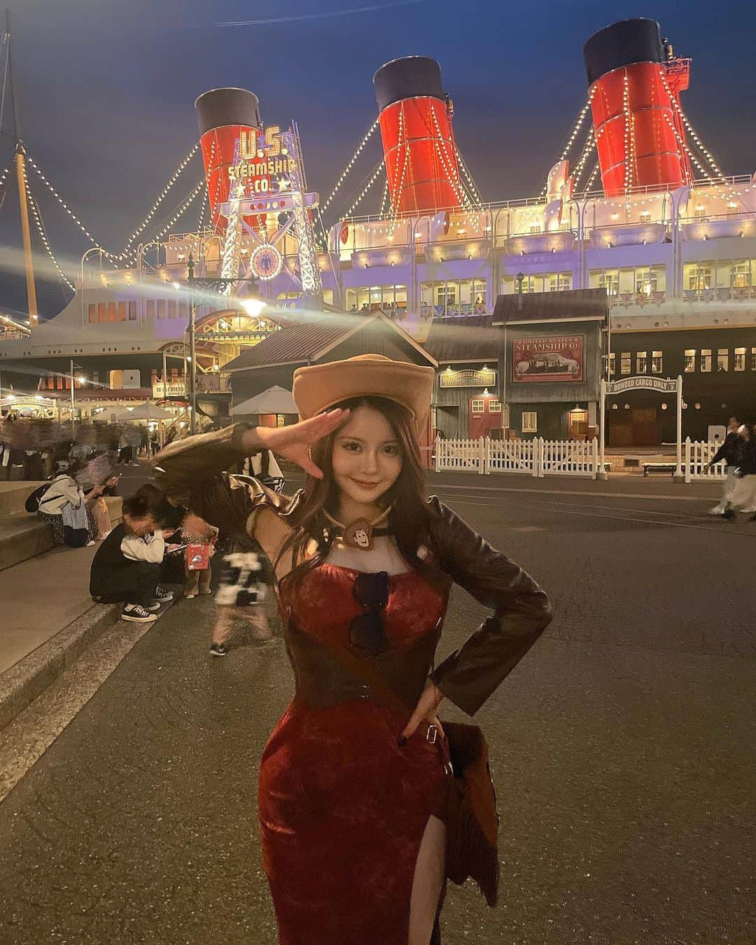 ＬＩＮＣＡさんのインスタグラム写真 - (ＬＩＮＣＡInstagram)「This is Disney Sea in Tokyo🎃🎃  (欲しかった帽子なかったので急遽のウッディー🤎)  #Disney #disneyparks #disneyworld #disneygram  #ディズニー #ディズニーシー　#ハロウィンディズニー #ディズニーコーデ　#トイストーリー #パイレーツ」10月22日 20時23分 - linstgram1217