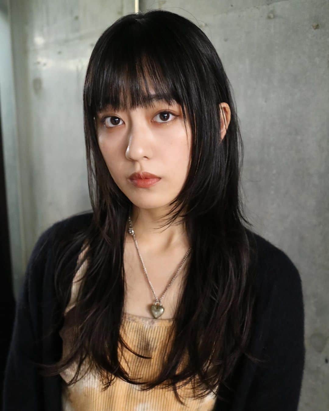 のインスタグラム：「顔周りにlayer💇🏼」