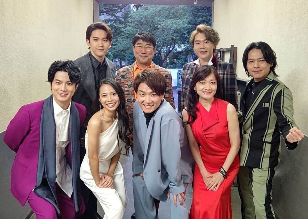 甲斐翔真のインスタグラム：「#日比谷ブロードウェイ with WOWOW #芳雄のミュー in 日比谷野音🎤  ありがとうございました☺️✨  秋の夜空の下で歌えて最高でした！ ご来場くださった皆さん、 今日は身体あっためてくださいね〜！！」