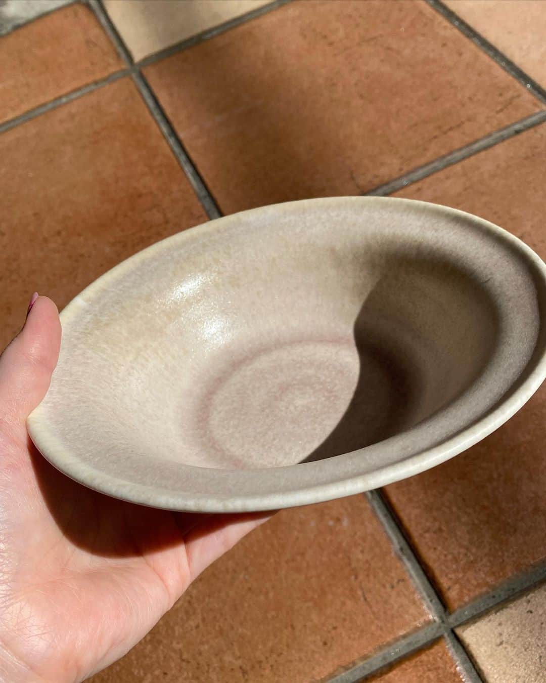 のインスタグラム：「. 新作🏺 釉薬がとっても良い感じにでた❤︎  #mihoc_ceramics」
