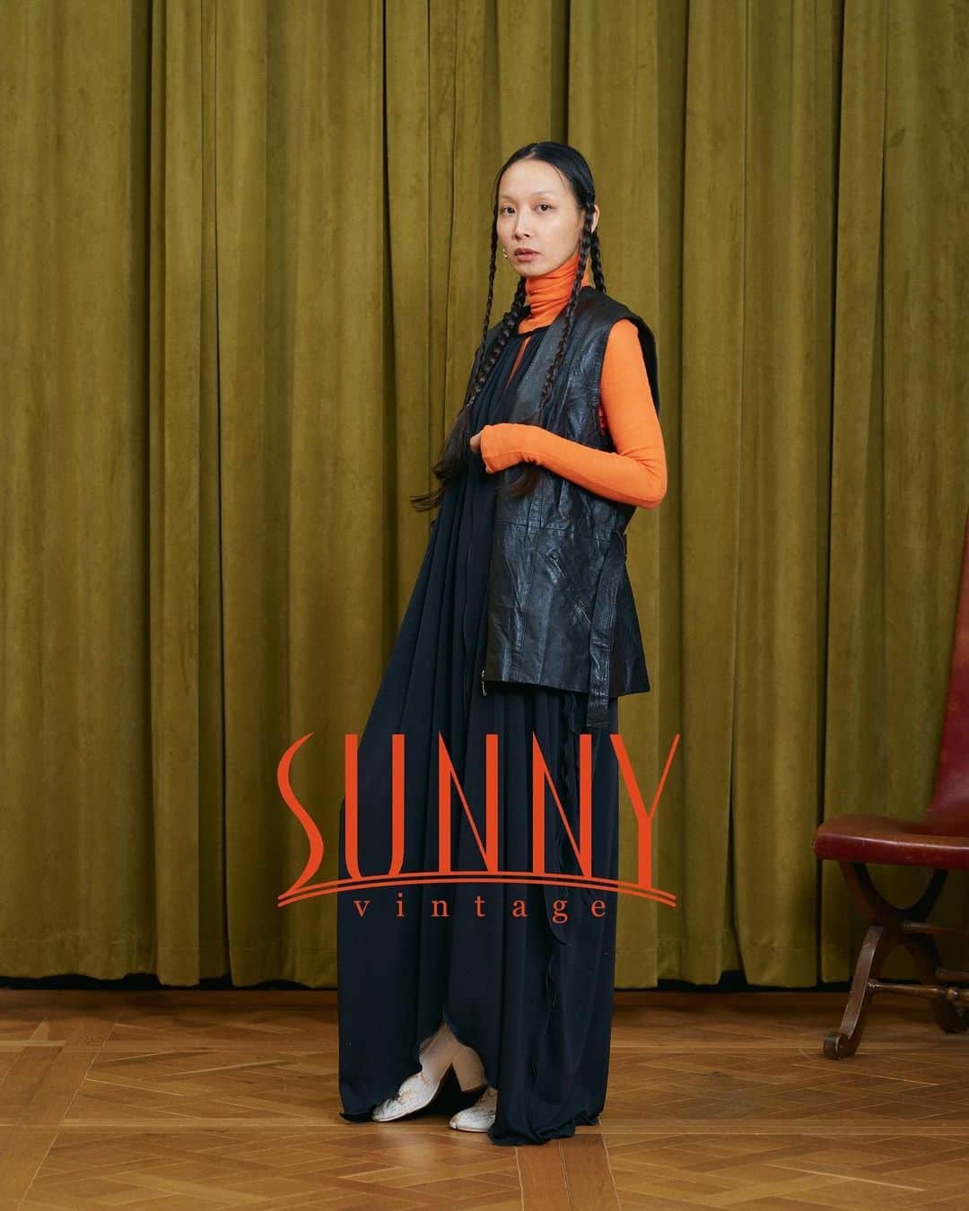 IÉNA LA BOUCLEのインスタグラム：「. ⁡ _________________________________ ⁡ “Boutique la boucle” ⁡ 10.27 (fri) - 11.1 (wed) at. NEWoMan SHINJUKU ⁡ ☑︎ @1970sunnyvintage  ☑︎ @chaunceyutley_jewelry    ⁡ イギリス、フランスを中心に一点一点厳選した買い付けを行っているvintgae shop“SUNNY vintage”。 ⁡ la boucleのスタイリングや、今回のイベント“Boutique la boucle”のムードに合うヴィンテージアイテムをセレクト。“SUNNY vintage”がオリジナルで作られているリメイクアイテムもご用意いたしました。 ⁡ 皆さまのご来店をお待ちしております。 ⁡ _________________________________ ⁡ ⁡  #ienalaboucle#iena#イエナ#イエナラブークル#ienalaboucle_23aw#sunnyvintage#chaunceyjewelry#vintageclothing」