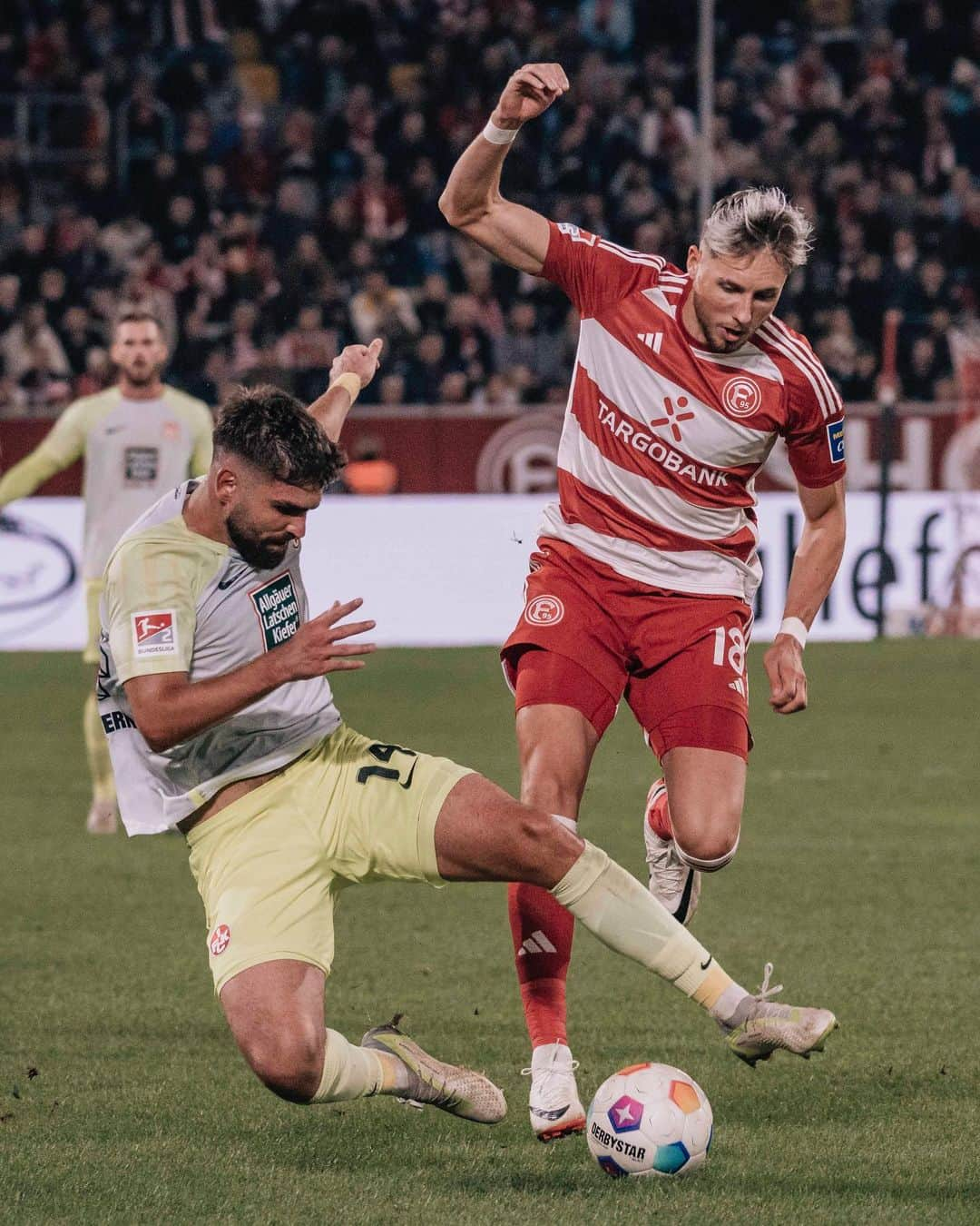 フォルトゥナ・デュッセルドルフさんのインスタグラム写真 - (フォルトゥナ・デュッセルドルフInstagram)「➕3️⃣ • • #f95 #fortuna #FortunaFürAlle #F95FCK #2Bundesliga」10月22日 20時49分 - f95