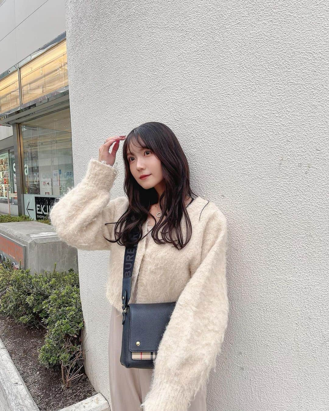 小瀬黎奈さんのインスタグラム写真 - (小瀬黎奈Instagram)「All white 🛒🤍 それとロング好評で嬉しい、、、、❕❤︎」10月22日 22時42分 - 922_reina