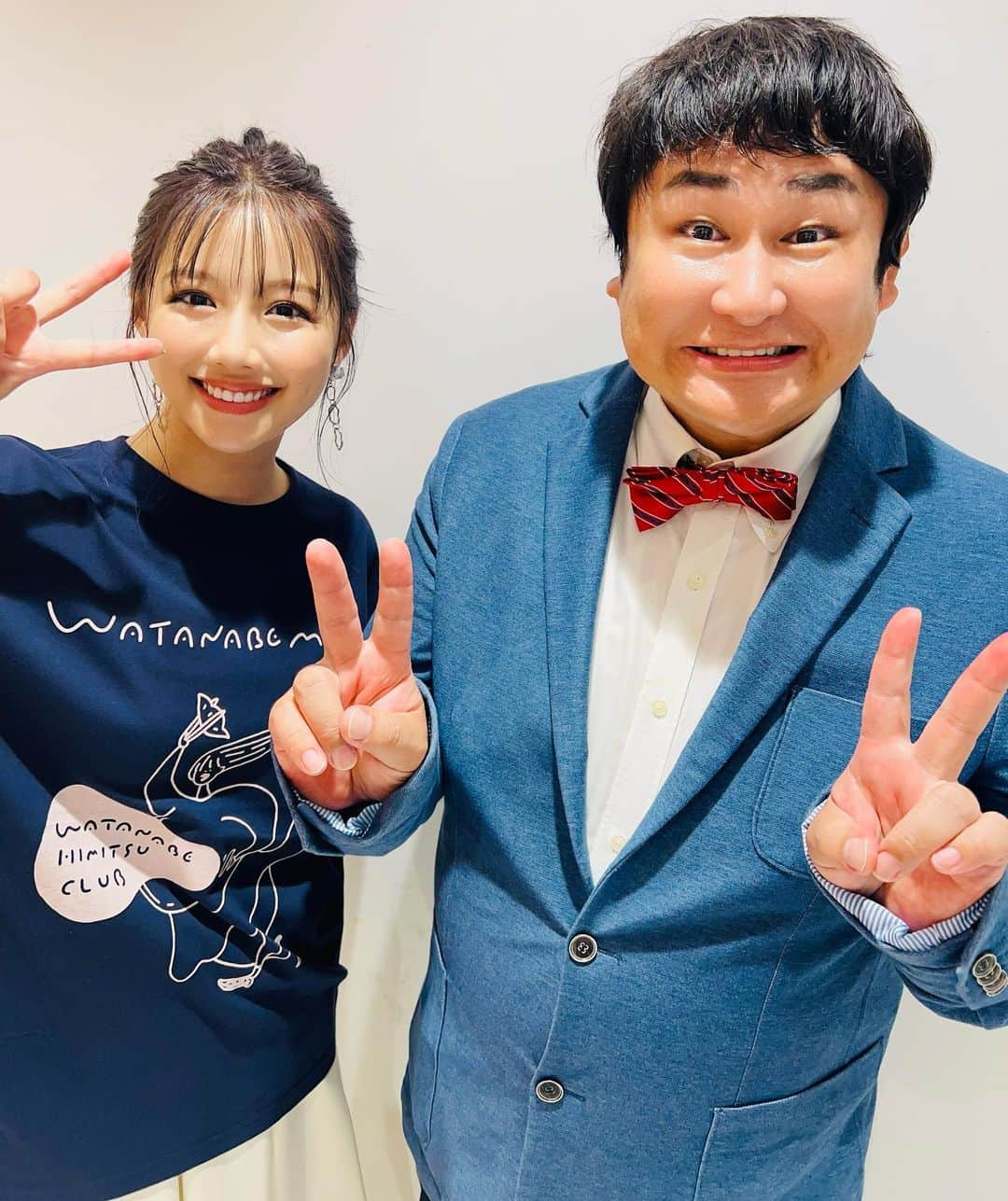 のりのインスタグラム：「渡邉美穂ちゃん初ファンミーティング！ 「ワタナベ秘密倶楽部」 メチャクチャ楽しかった♪ しかし名MCだった！ #渡邉美穂 #ワタナベ秘密倶楽部 #ファンミーティング#盛り上げ過ぎ#名司会者 #いやいや照れますな」