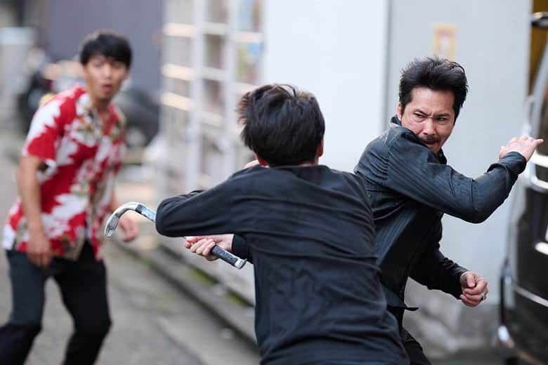 虎牙光揮のインスタグラム：「撮影も順調に進んで明日で最終日🎥🎬🎞️ #eastboundtraffic」