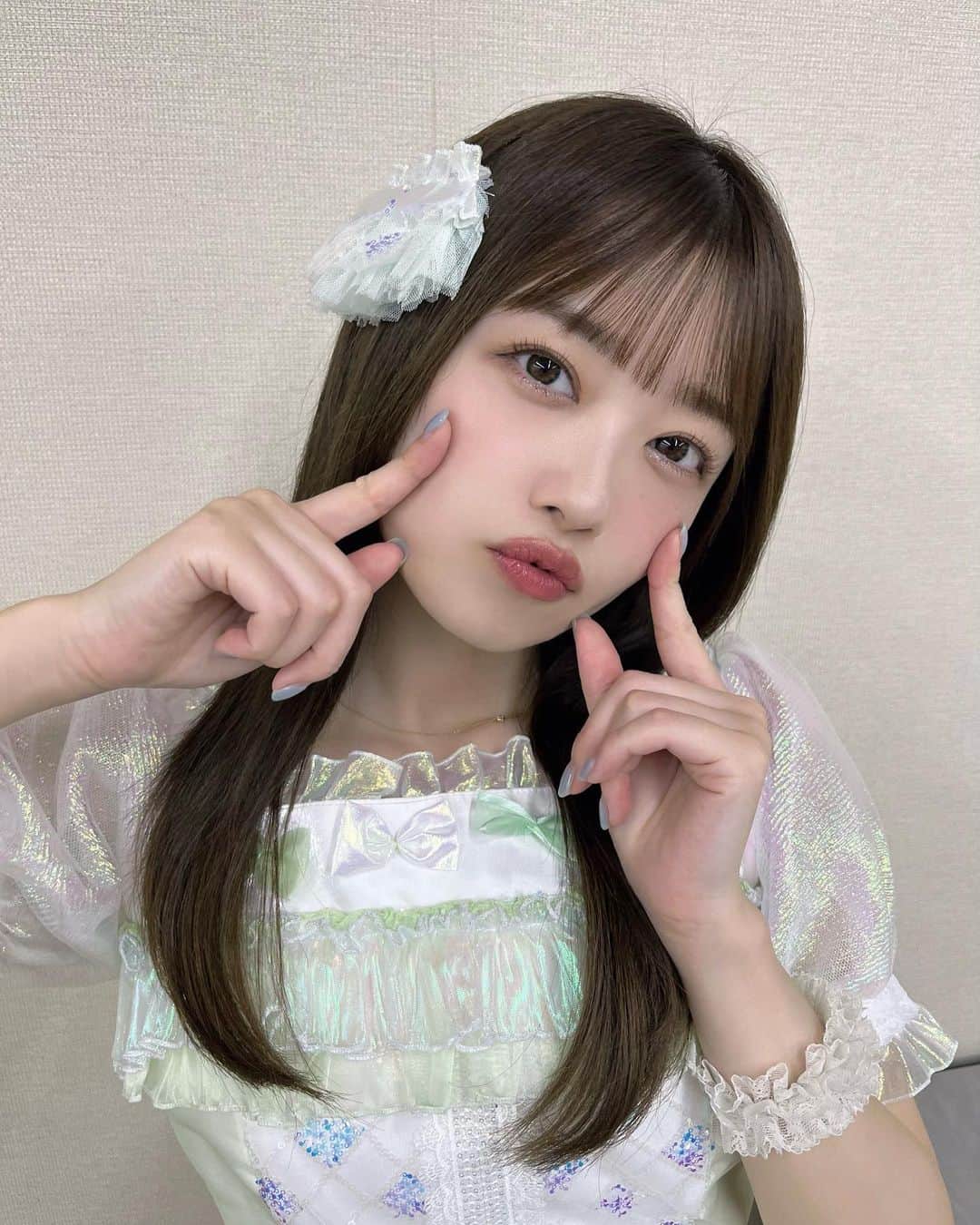 のインスタグラム：「今日カラコン変えてみた👀」