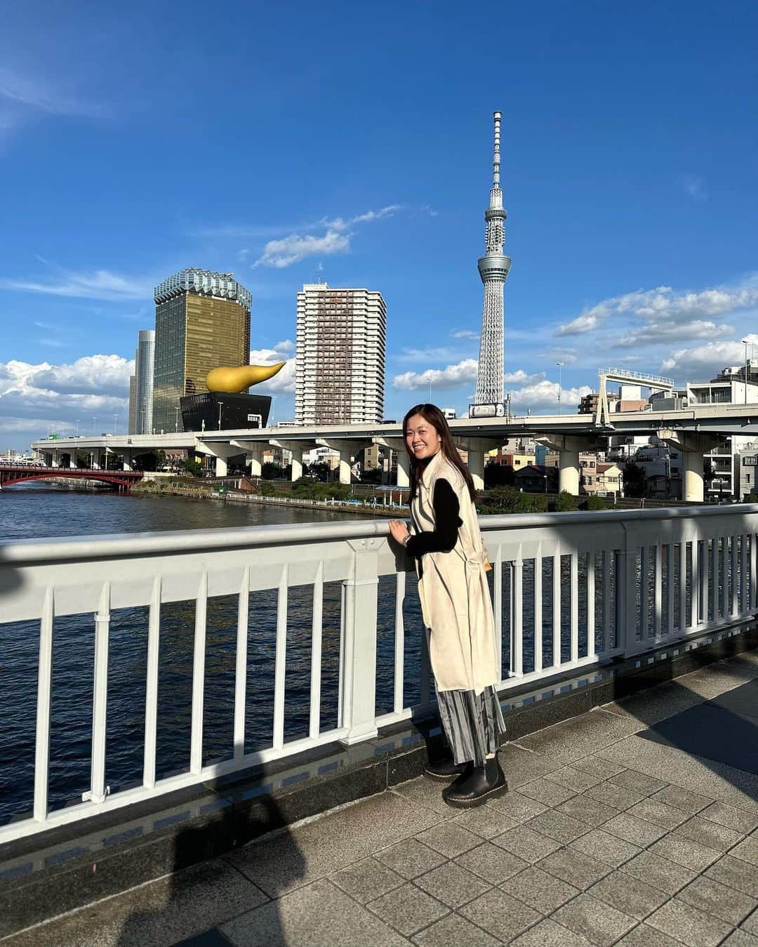 誠子さんのインスタグラム写真 - (誠子Instagram)「いらっしゃいませ。こんばんは。  神戸のマルシェ出店の買い出しをしました。  10月だからやっぱりハロウィン小物は使いたいな お弁当箱もおかずカップも素敵なのがいいな  と誠子食堂に来てくれるみんなの笑顔を想像しながら選びました。こんなに大量のおかずカップ買ったのはじめて‼︎  ちゃっかり浅草観光もして ばっちり買い出し完了です‼︎🙊✨  #誠子食堂 @minatogawa_teshigoto」10月22日 23時08分 - seiko_1204