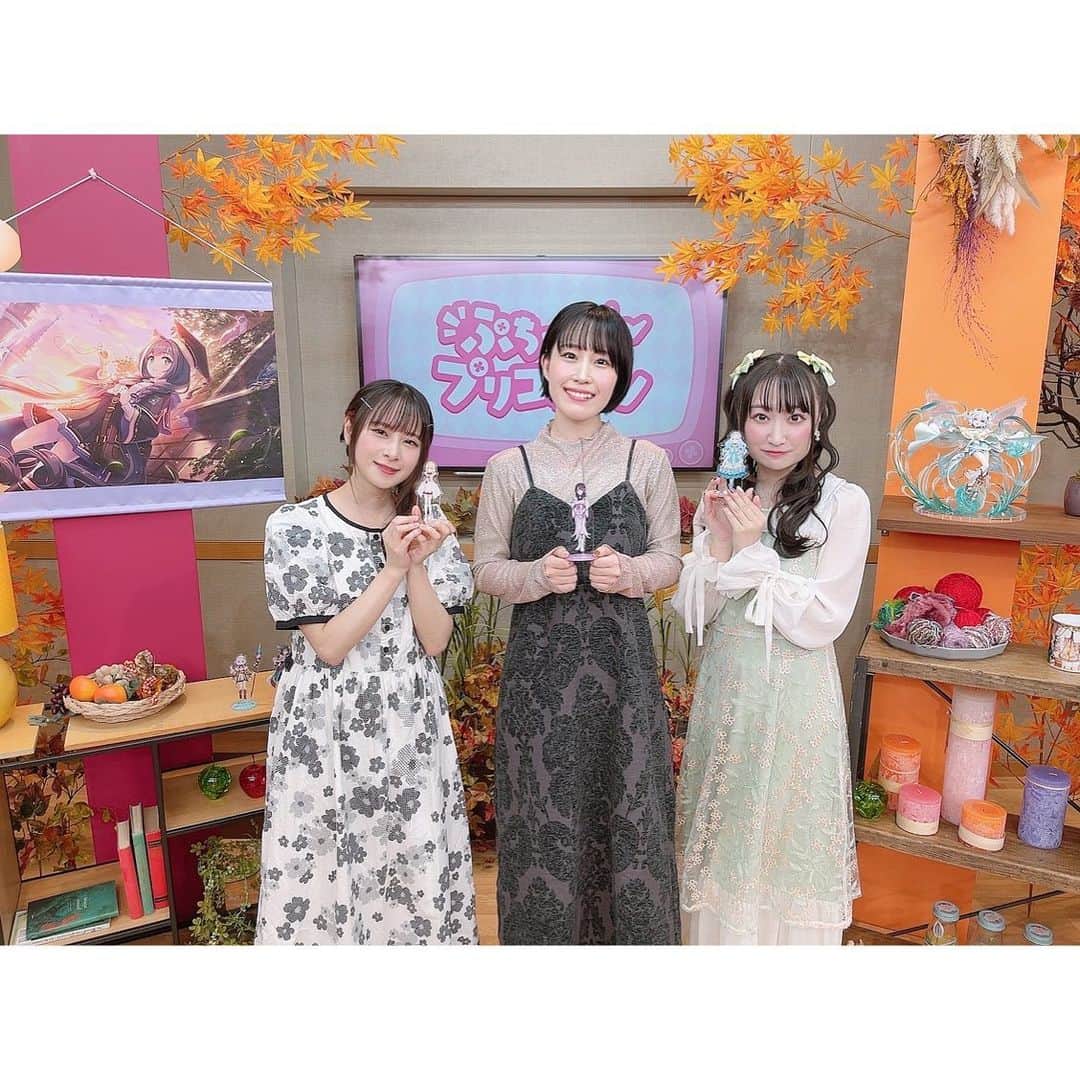 鈴木みのりさんのインスタグラム写真 - (鈴木みのりInstagram)「💜 #衣装  #リリっぽいかな？ #と思って買いました #今日届いた笑  #プリコネＲ #アルターメイデン」10月22日 23時27分 - minoringo_official