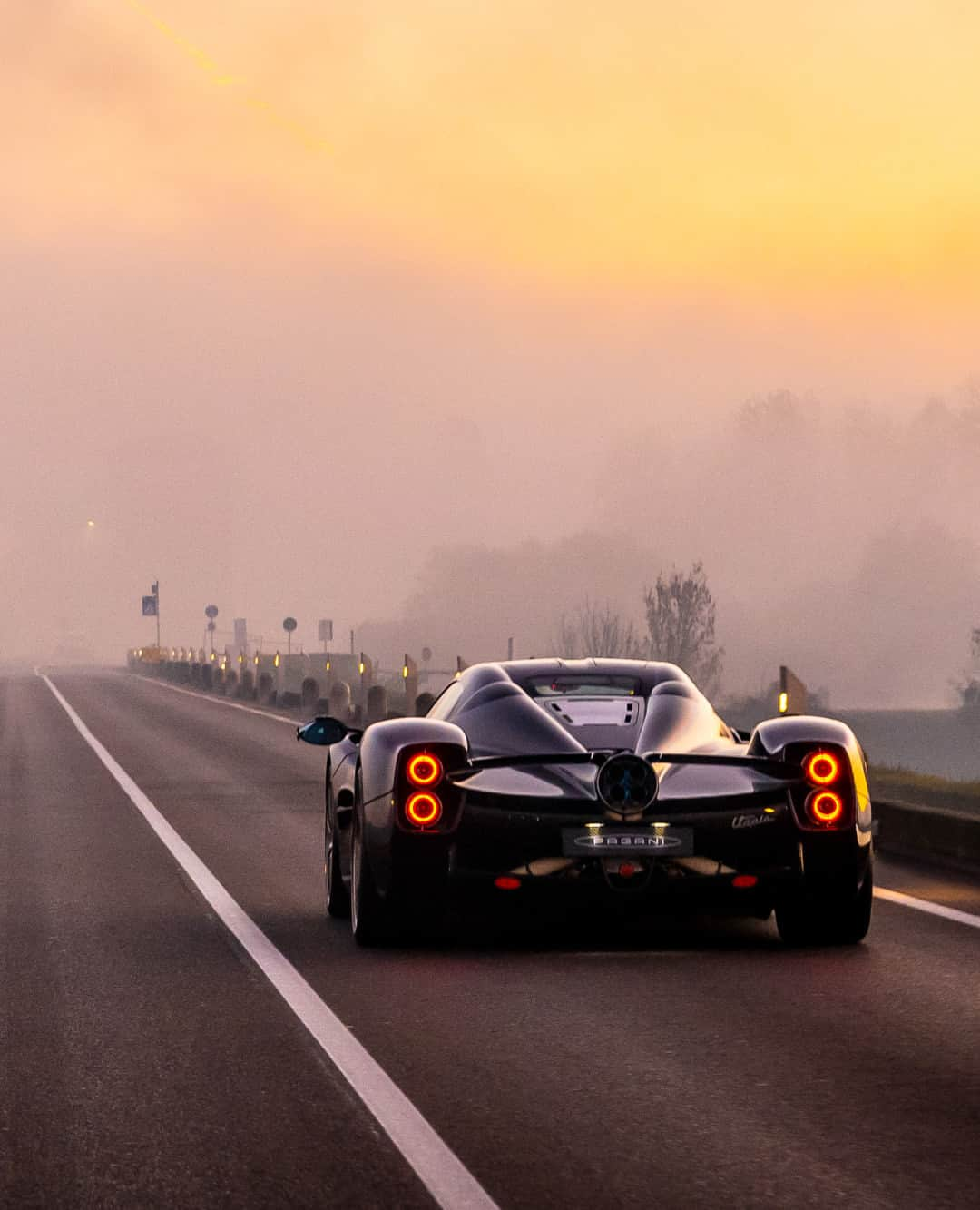 パガーニ・アウトモビリのインスタグラム：「What is a Utopia?  A Utopia, like a constantly shifting mirage, is not a definitive destination to reach, but rather a constant inspiration to walk and progress.  Just as we envision cars.  #Pagani #PaganiAutomobili #PaganiUtopia」