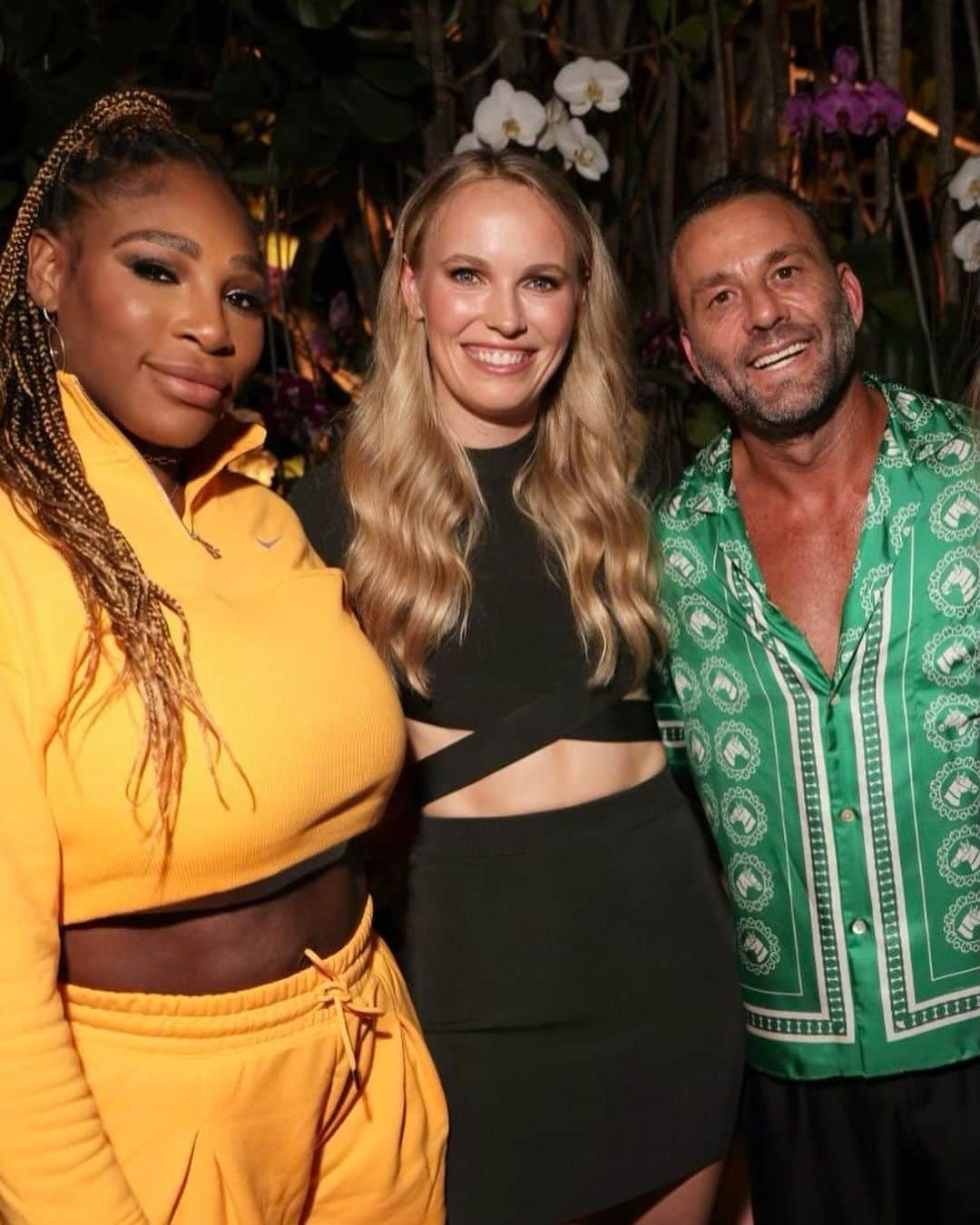 セリーナ・ウィリアムズさんのインスタグラム写真 - (セリーナ・ウィリアムズInstagram)「@davegrutman knows how to make our first night out fun ✨ @casadonnamiami @carowozniacki @alexisohanian」10月23日 0時18分 - serenawilliams