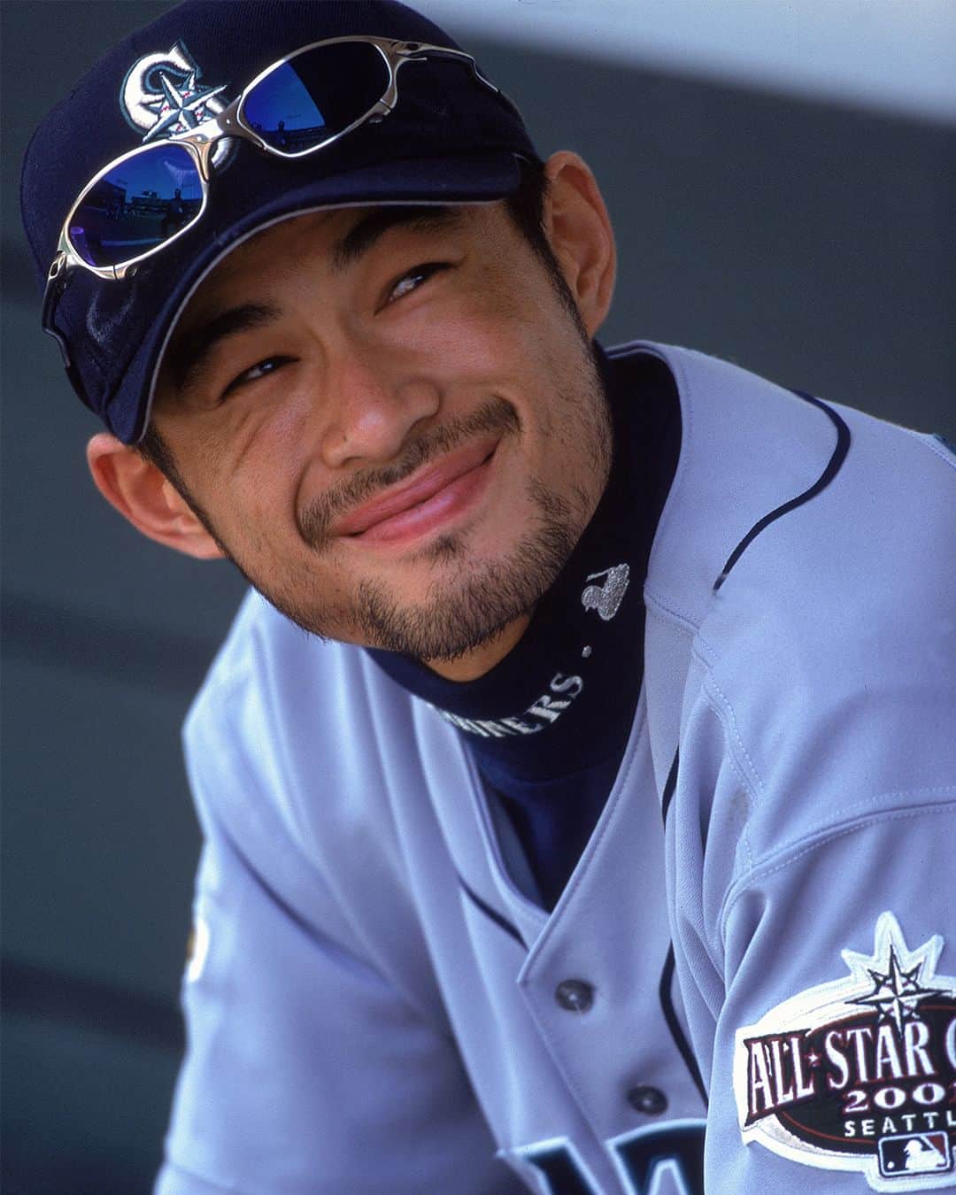 MLBさんのインスタグラム写真 - (MLBInstagram)「It's the big 5-0 for Ichiro! Happy birthday to this former MVP, 10-time All-Star, and 10-time Gold Glove Award winner.」10月23日 0時44分 - mlb