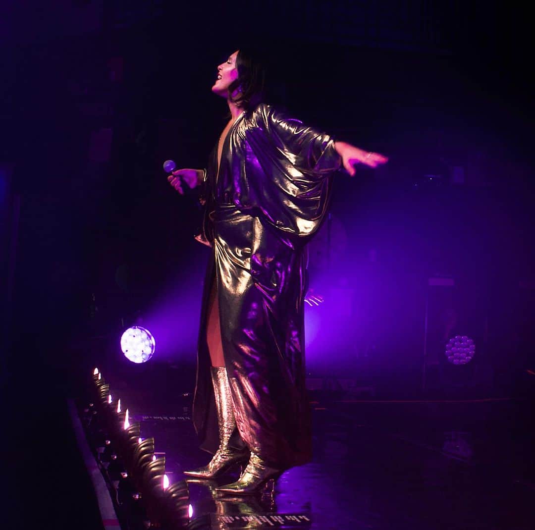 ジェシー・ウェアのインスタグラム：「NYC I loved every moment of these shows.  Thank you so much.  Absolute dream to perform for you x」