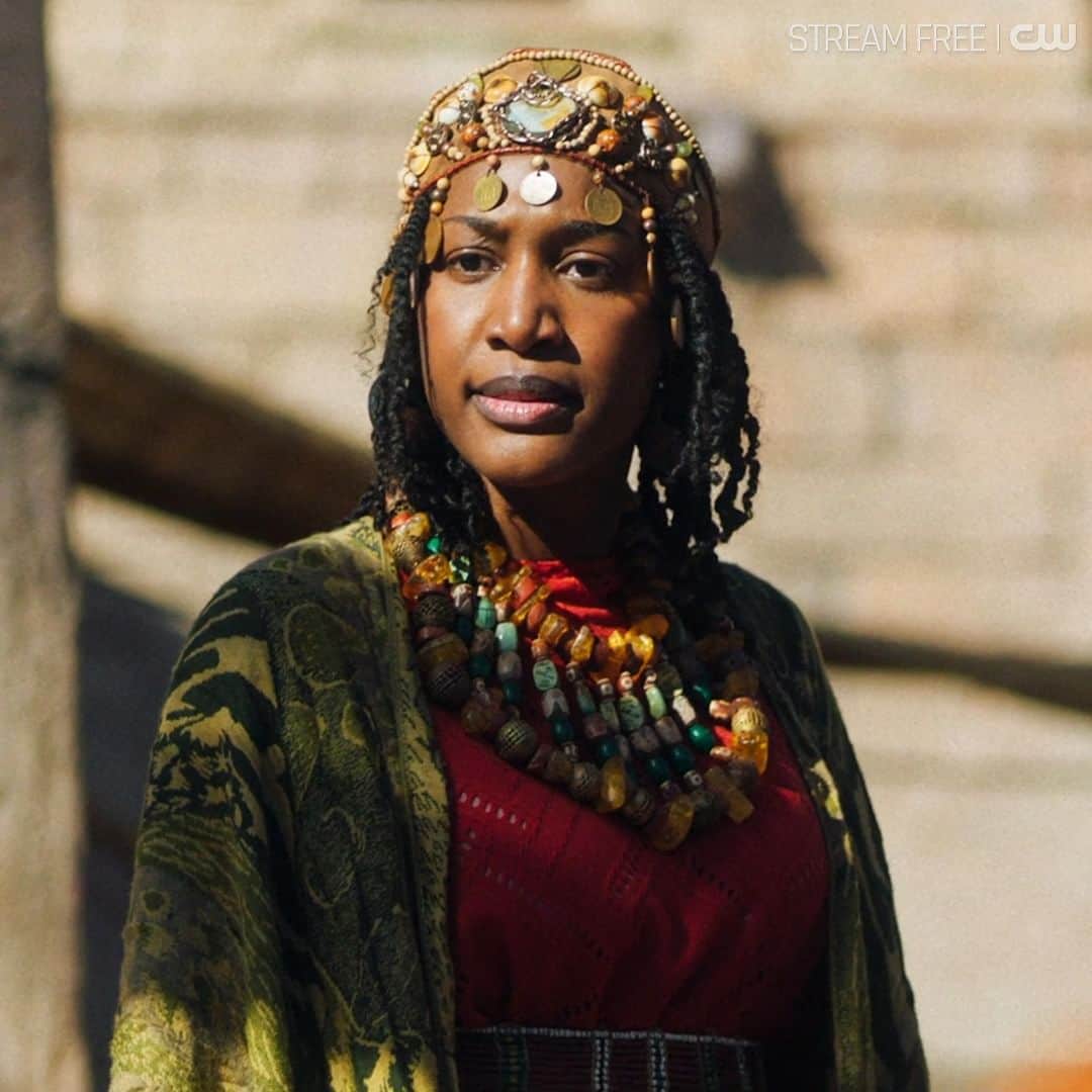 The CWのインスタグラム：「She has a story to tell. A new #CWTheChosen airs TONIGHT at 8/7c on The CW!」