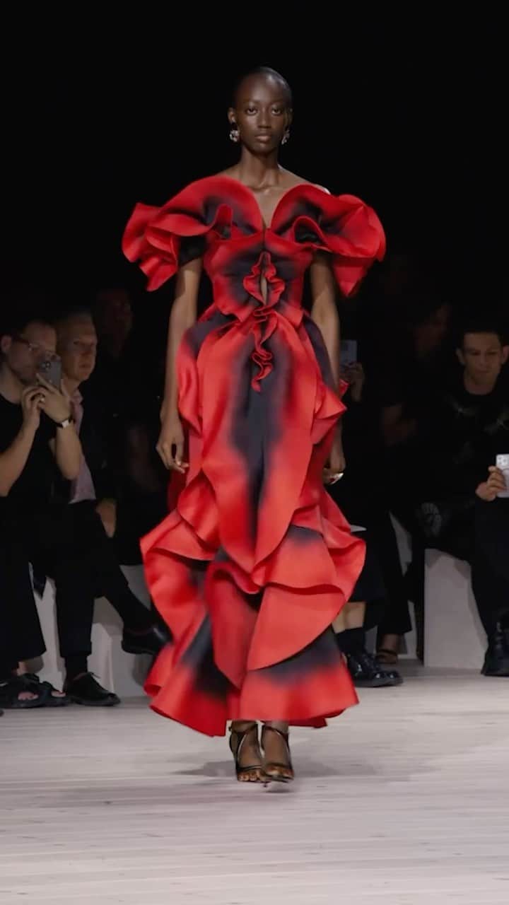 Vogue Parisのインスタグラム