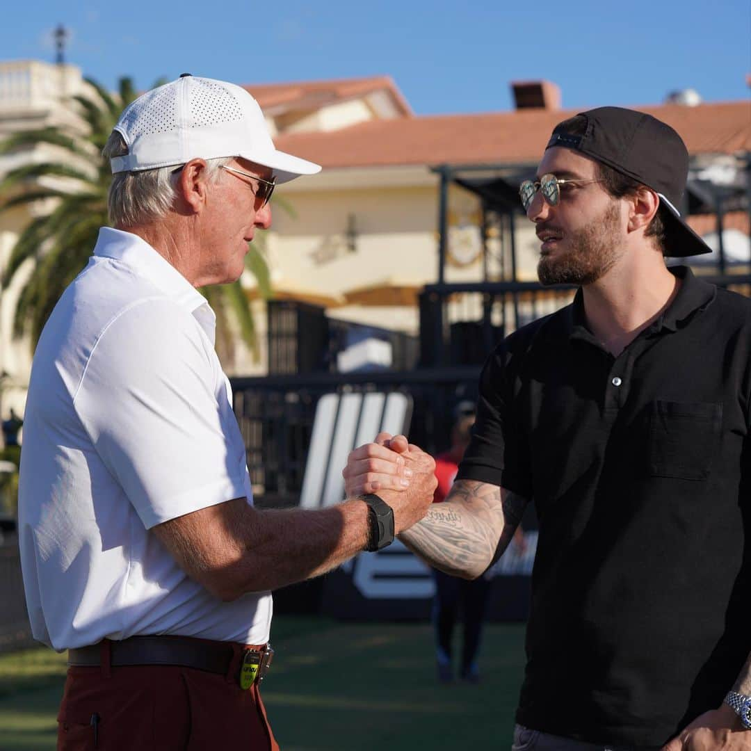 グレグ・ノーマンさんのインスタグラム写真 - (グレグ・ノーマンInstagram)「Great having you out at #LIVGolf Miami @alesso @dariusjbutler」10月23日 0時58分 - shark_gregnorman