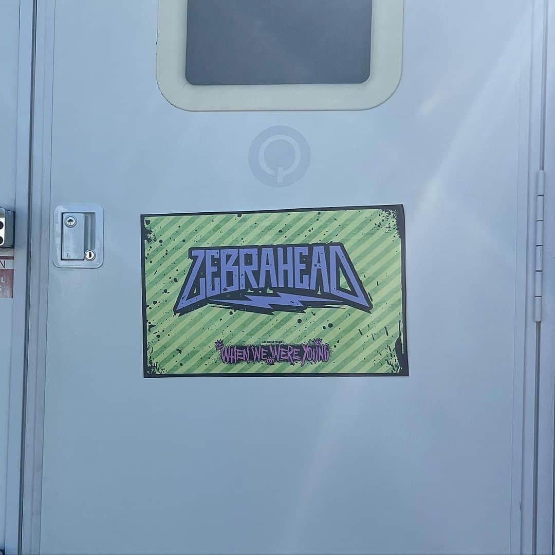 Zebraheadのインスタグラム：「Good Morning Sunshine’s.  @whenwewereyoungfest today !!! We are on the Ghost Stage at 12:10.  Let’s go!!! Get there early.」